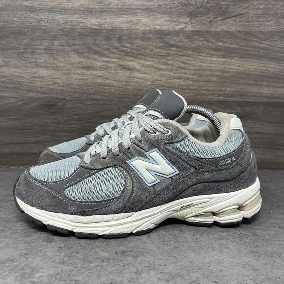 New Balance 2002R Shoes Mens Size 8.5 Grey Blue Sneakers